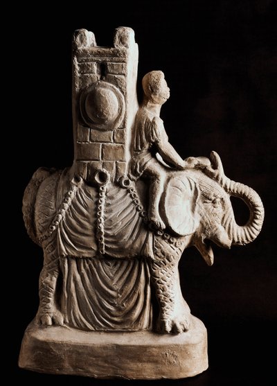 Arte romano: jarrón de terracota en forma de elefante. Período de las Guerras Púnicas de Roman