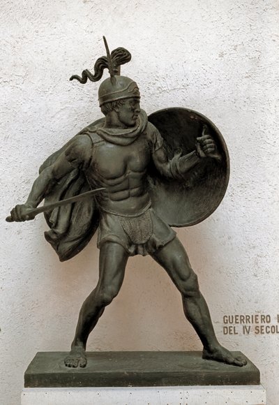 Arte romano: estatua de bronce de un guerrero romano de Roman