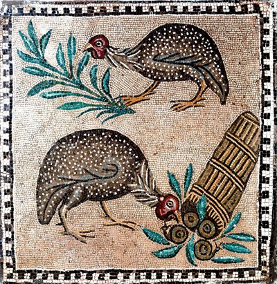 Arte romano: mosaico que representa gallinas de Guinea. Siglo I o II a.C. Roma, Museo Nazionale Romano de Roman