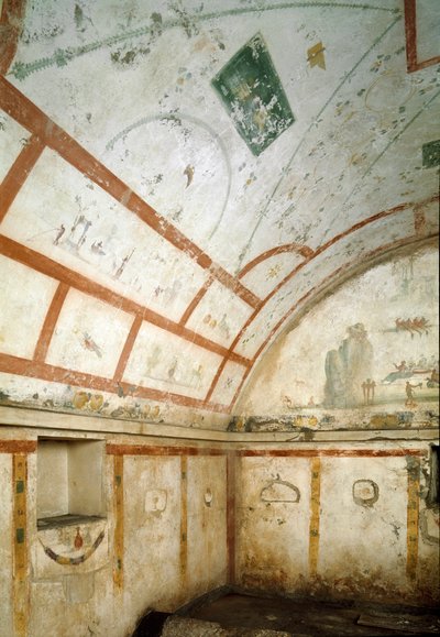 Arte romano: vista de la tumba de Caivano. 100-150 d.C. Nápoles, Museo Arqueológico Nacional de Roman