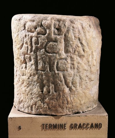 Civilización romana, piedra de límite que marcaba parcelas asignadas por las leyes de los Gracos de Roman