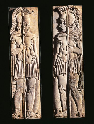 Civilización romana, par de tallas de hueso de guerreros, de Praeneste, Región de Lacio, Italia de Roman