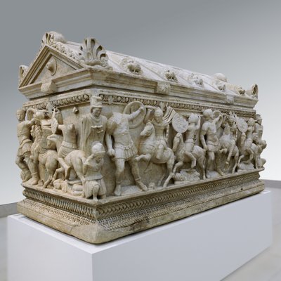 Sarcófago que representa una batalla entre soldados y amazonas de Roman