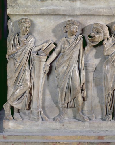 Sarcófago de las Musas, (detalle) de Clío y Talía, c.160 d.C. de Roman
