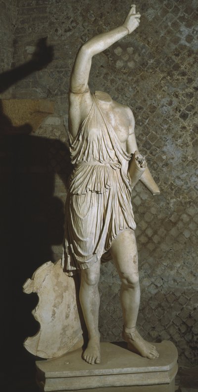 Estatua de Amazonas, copia romana del original de Fidias de Roman