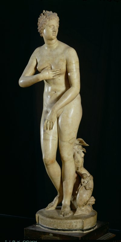 La Venus de los Medici, copia del original helenístico de Praxiteles (c.370-330 a.C.) de Roman