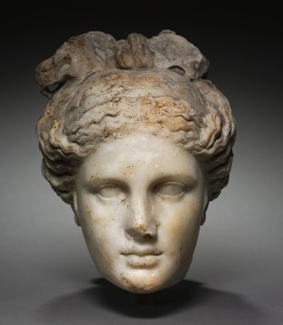 Cabeza de Afrodita, 1-100 de Roman Imperial Period