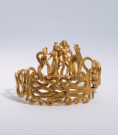 Brazalete con Agathodaimon, Isis-Tyche, Afrodita y Terenouthis de Roman Period Egyptian