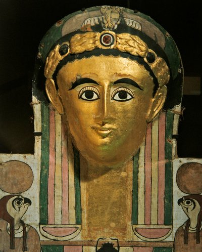 Cabeza de cartonaje de momia de Crates, de Deir el-Medina, Tebas, mediados del siglo II de Roman Period Egyptian