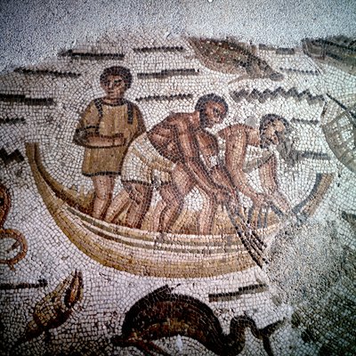 Escena de pesca en mosaico en Hippo, Argelia de Roman Roman