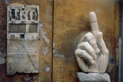 Mano derecha, del Coloso de Constantino de Roman Roman