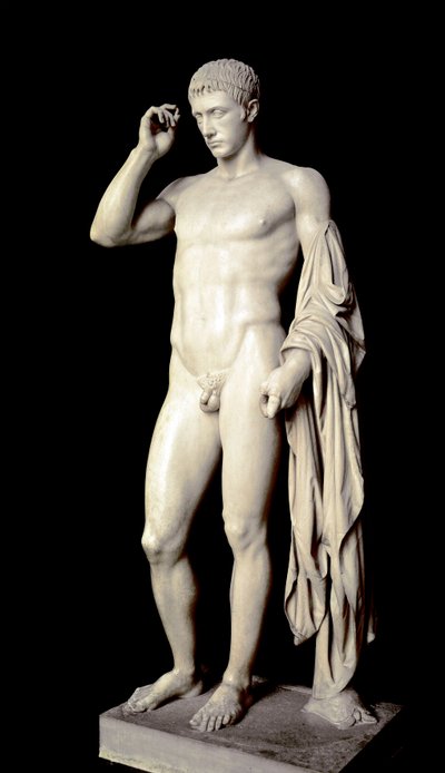 Arte romano: escultura de mármol de Marco Claudio Marcelo (42-23 a.C.), sobrino de Augusto, realizada por Cleómenes el Ateniense, alrededor del 20 a.C. Dim. 190 cm - París, museo del Louvre de Roman Roman