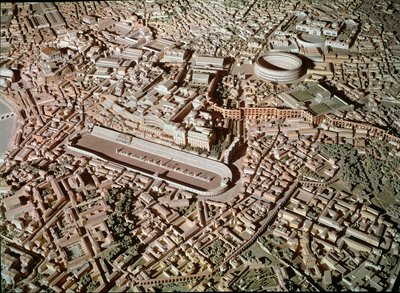 Arte romano: modelo que representa la ciudad de Roma en la antigüedad. En el centro el Circo Máximo o Gran Circo reservado para carreras de carros. Roma, Museo della Civilta Romana de Roman Roman