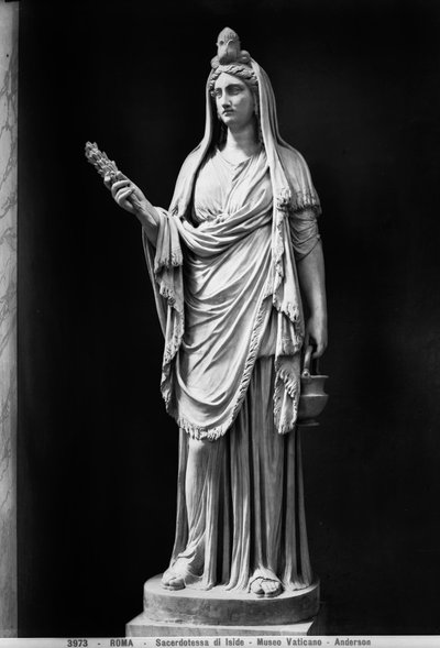 Estatua de Isis de Roman Roman