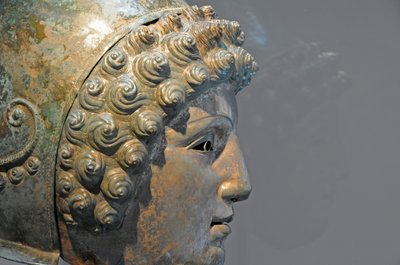 El casco de Crosby Garrett, finales del siglo I-II d.C. (bronce) de Roman Roman