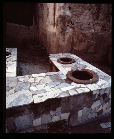 Mostrador de mármol del termopolio, siglo V a.C.-siglo I d.C. de Roman Roman