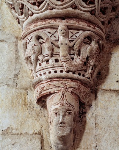 Una sirena, capitel tallado del presbiterio de Romanesque