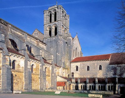 Basílica de Vezelay (Yonne, Borgoña), vista desde el exterior de Romanesque
