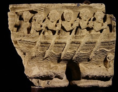 Capitel en columnas gemelas que representan remeros en un bote de Romanesque