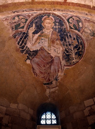Cristo en majestad (en gloria). Fresco del siglo XIII, cripta de la Catedral de Auxerre de Romanesque