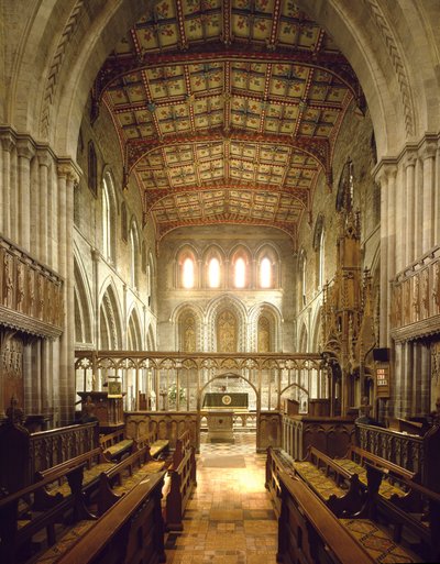 Arte románico: vista interna de la iglesia de San David construida entre los siglos VI y XII de Romanesque