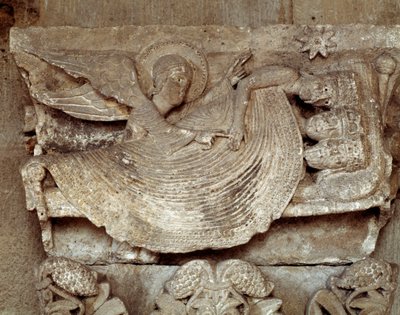Los Reyes Magos dormidos con un ángel despertándolos y señalando hacia la estrella de Belén (capitel tallado) de Romanesque
