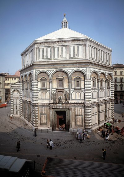 Vista del Baptisterio de San Juan Bautista (Baptisterio de Florencia) de Romanesque