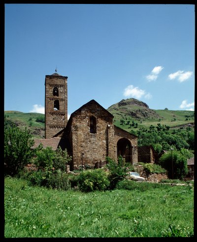 Vista de la iglesia de Romanesque