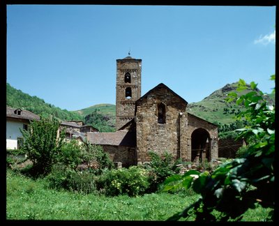 Vista de la iglesia de Romanesque