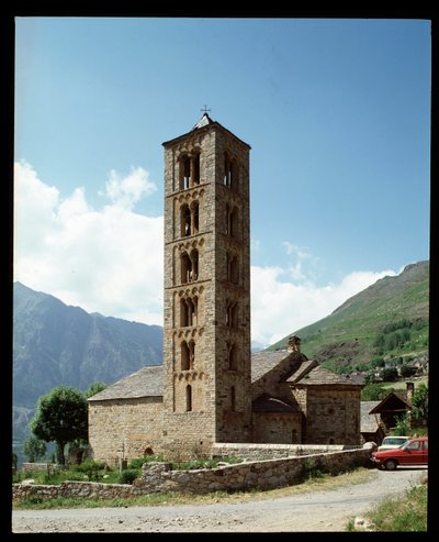 Vista de la iglesia de Romanesque