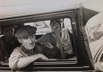 Sin título (Hombres en camión) de Russell Lee