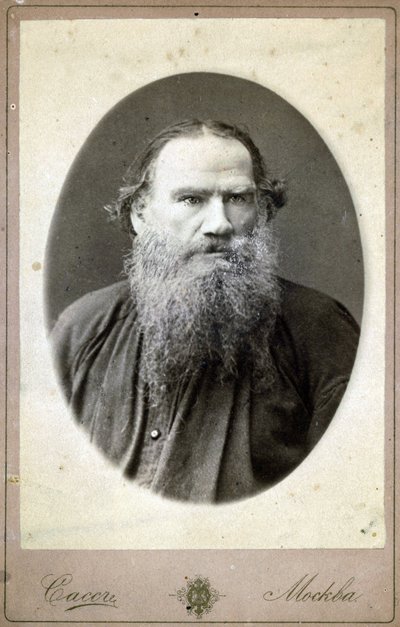 Retrato de Lev Nikolaievitch, Conde Tolstoi (Leon Tolstoi), escritor ruso (1828-1910). de Russian Photographer