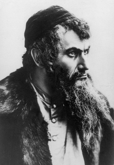 Raphael Adelheim en el papel de Shylock en la producción rusa de 1898 de "El mercader de Venecia" de Russian Photographer