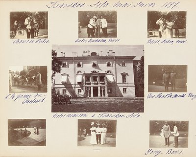La Familia Imperial Rusa, página de un álbum de fotografías, c.1897-99 de Russian Photographer