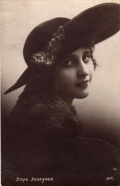 Vera Kholodnaya, actriz de cine mudo rusa, 1917 de Sakharov and Orlov
