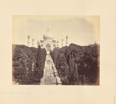Agra; el Taj y el jardín, desde la puerta de entrada de Samuel Bourne