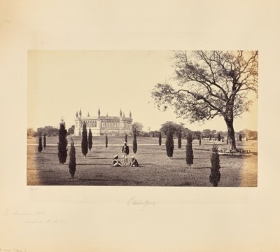 Cawnpore; El pozo conmemorativo, con la iglesia de Cawnpore a lo lejos de Samuel Bourne