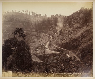 Estación de inversión debajo de Teendaria, Darjeeling,  de 