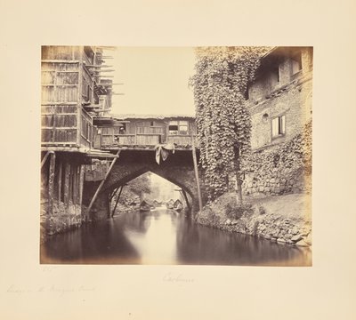 Srinagar; un puente sobre el canal Marqual de Samuel Bourne