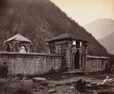 Temple at Naveshera, Kashmir, India de Samuel Bourne
