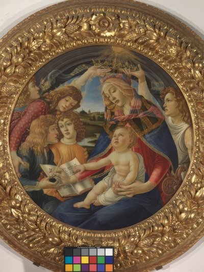 María con el niño y cinco ángeles de Sandro Botticelli