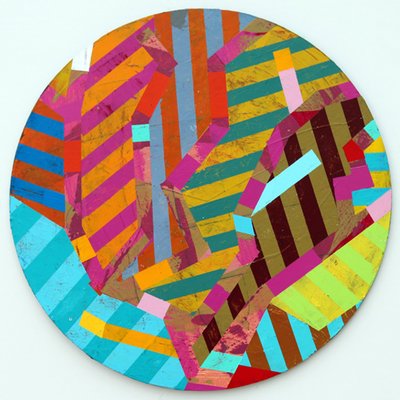 Twixt Heaven & Earth IX-A (acrílico sobre tabla circular) de Sara Hayward