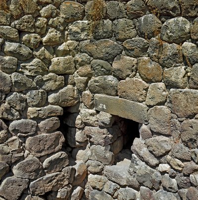Cultura nurágica (nuraghi) sarda: ruinas de la ciudad nurágica del sitio megalítico de Su Nuraxi: la torre real. 1100-1050 a.C. Barumini, Cerdeña, Italia de Sardinia Nuragic Civilization