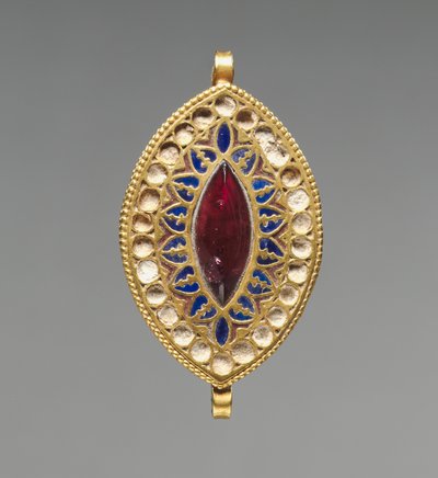 Colgante en forma de almendra, 400-600 de School Byzantine