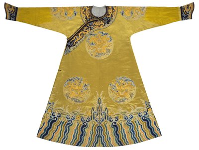 Túnica bordada Qiu Xiangse 