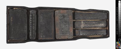 Juego de barras de tinta en caja de laca, finales del siglo XVII a principios del XVIII de School Chinese