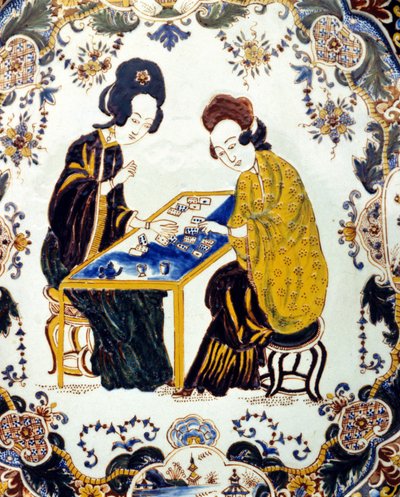 Dos mujeres jugando a las damas. China siglo XVIII. cerámica. Milán de School Chinese