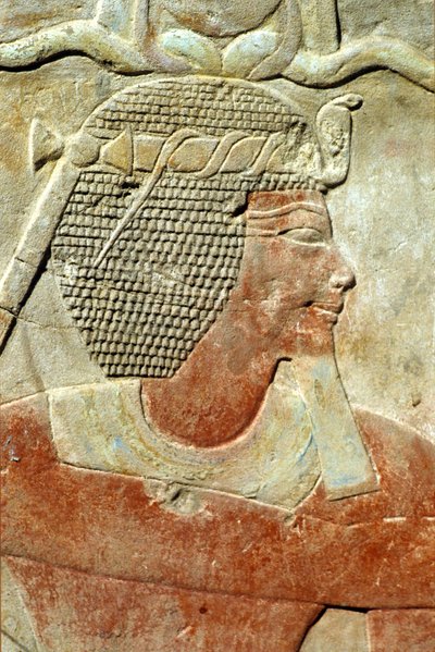 Antiguo Egipto, Pintura mural, Un faraón con la corona de Atef, Templo de Karnak, Luxor (foto) de School Egyptian