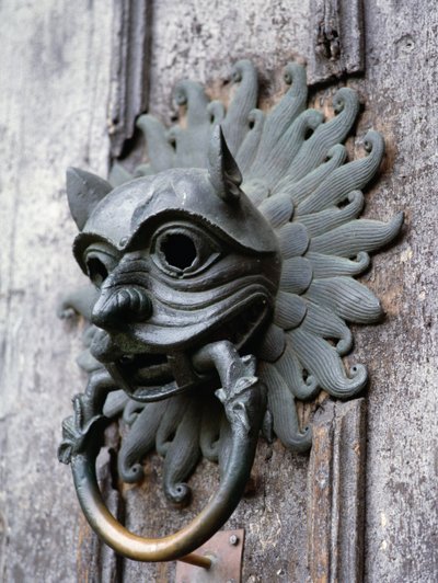 Aldaba del Santuario de la Catedral de Durham, copia del original de bronce del siglo XII de School English