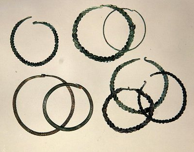 Joyería encontrada en Nordhessen, período de Hallstatt (metal) de School German
